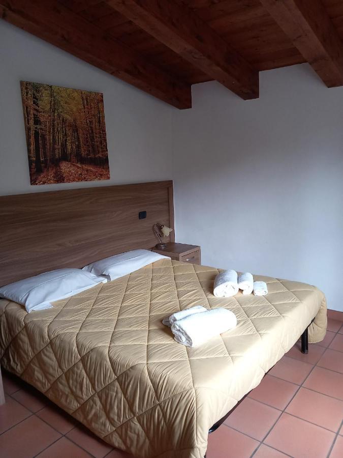Agriturismo L'Ulivo Падула Екстериор снимка