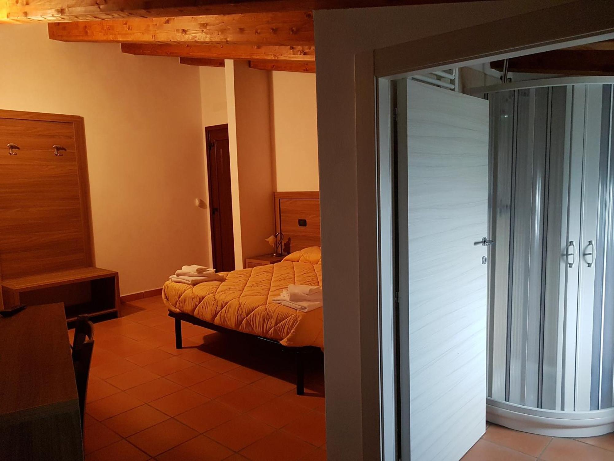 Agriturismo L'Ulivo Падула Екстериор снимка