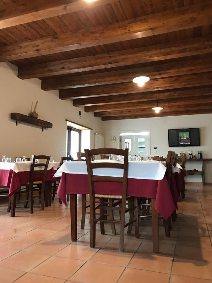Agriturismo L'Ulivo Падула Екстериор снимка